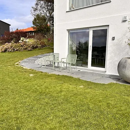 With Garden And Sea View *