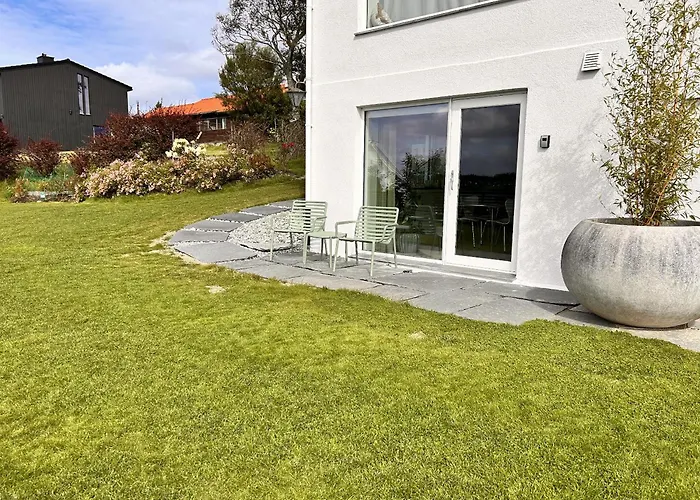 With Garden And Sea View *