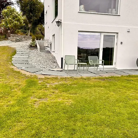 Basement With Sea View *